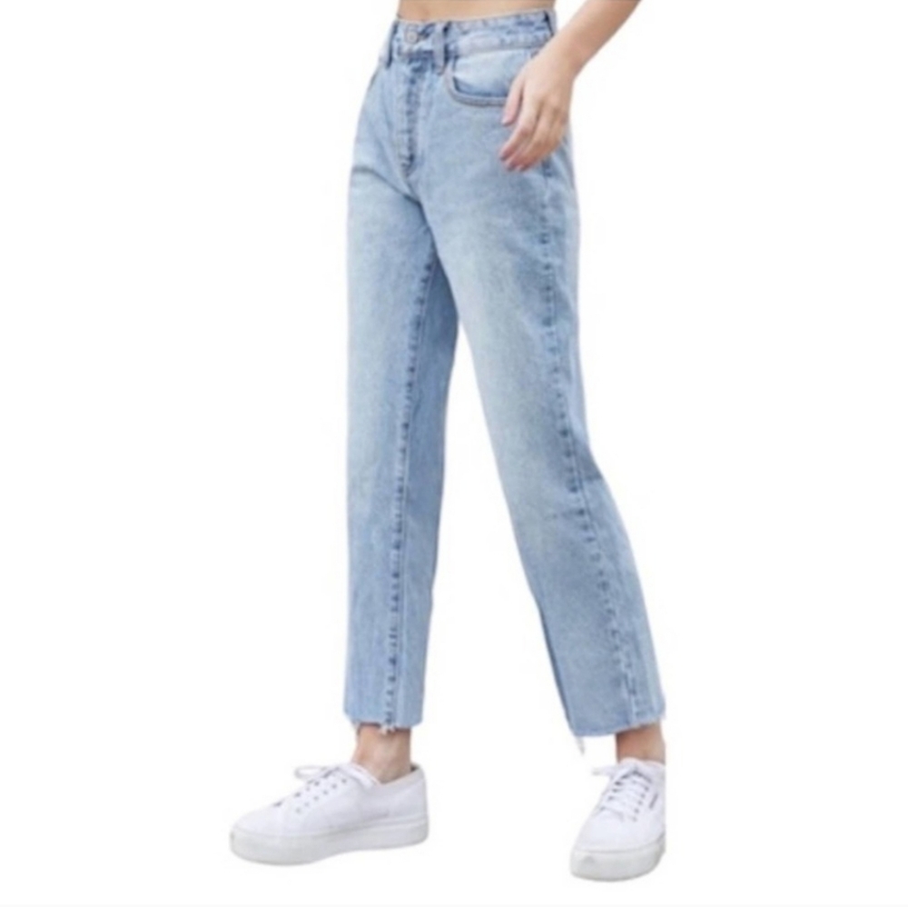 J. Galt brandy melville High rise Lightwash Jeans size small